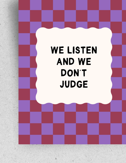 Postkarte "We listen and we don't judge" | Recyclingpapier